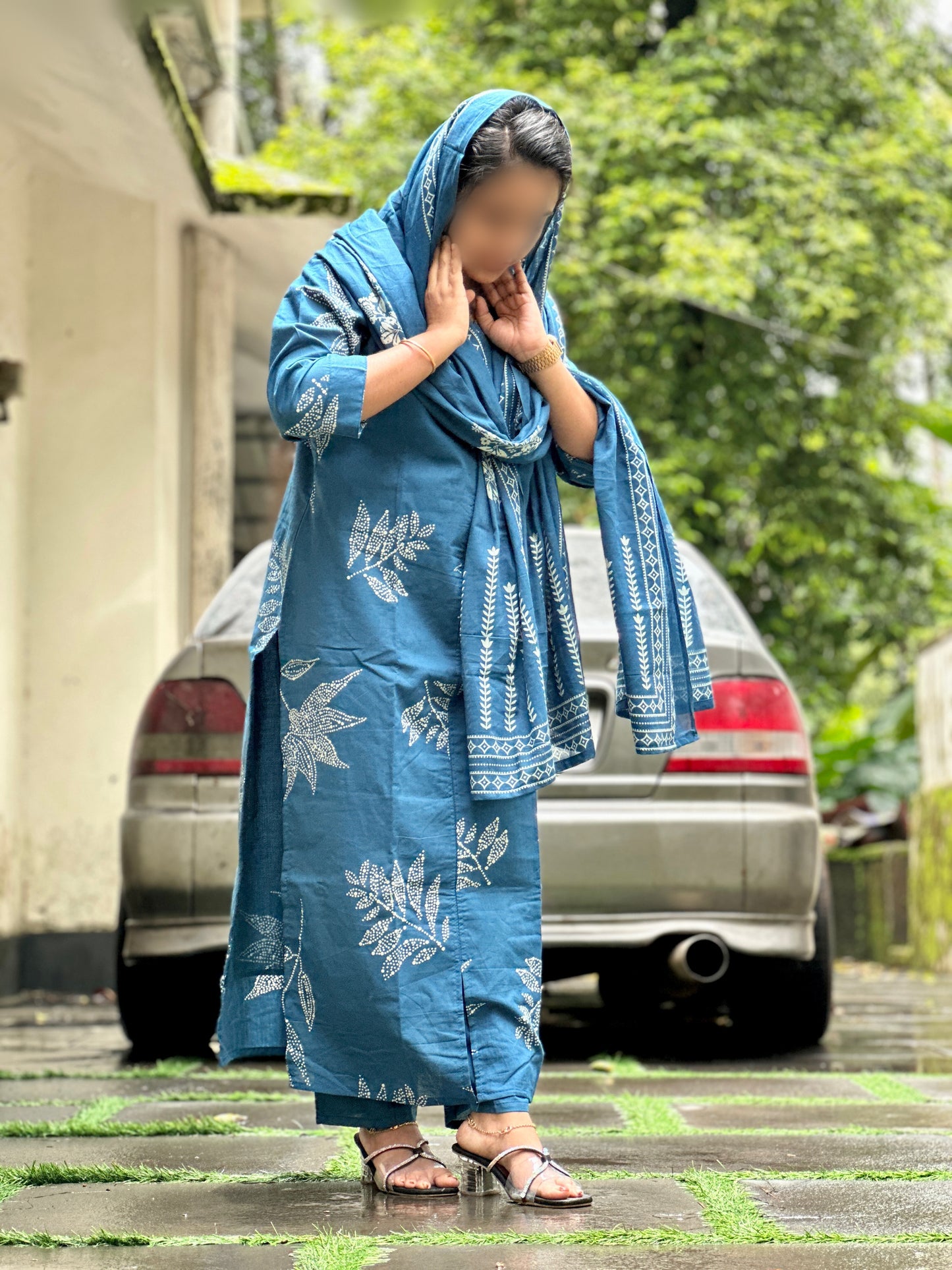 Three piece set