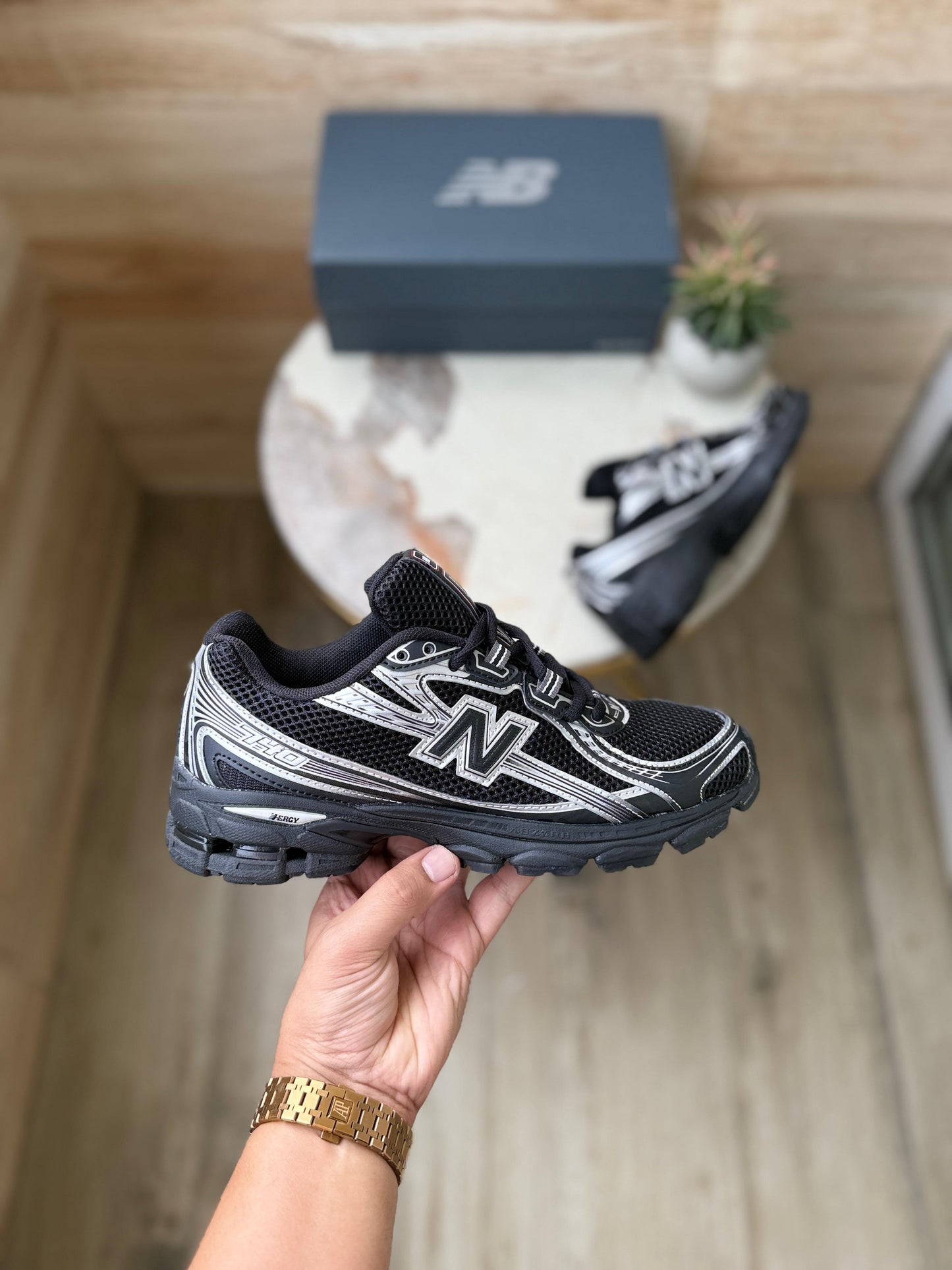 New balance 740 Black silver